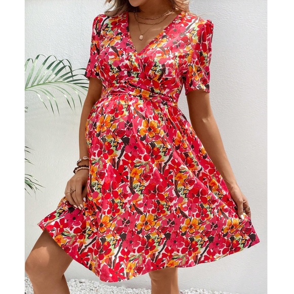 BellanBlue Dresses & Skirts - Maternity Floral Print V neck Puff Sleeve Dress